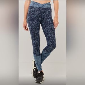 Pact Organic Like-New Leggings